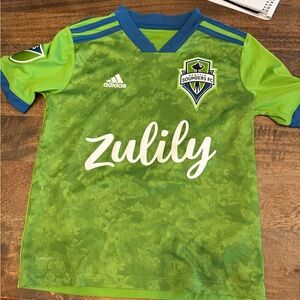Seattle Sounders soccer jersey youth small